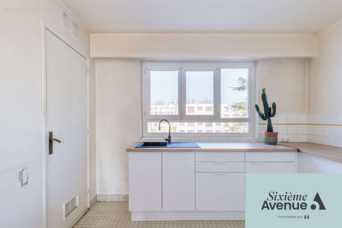 Appartement à CHILLY-MAZARIN