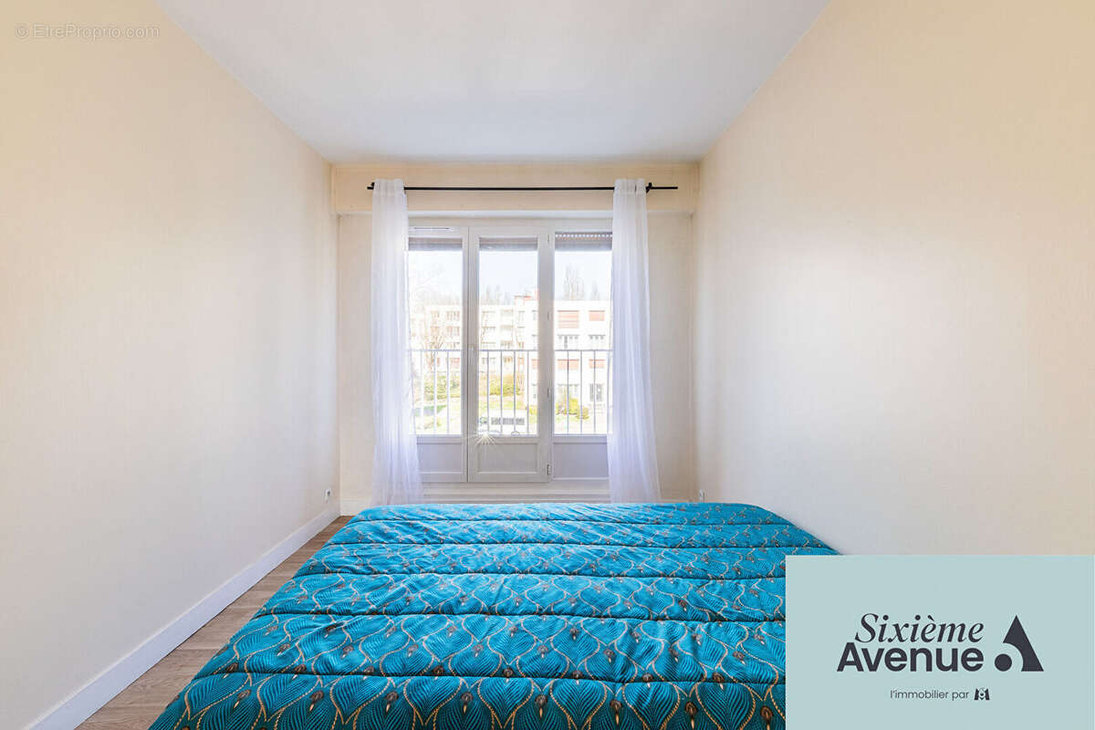 Appartement à CHILLY-MAZARIN