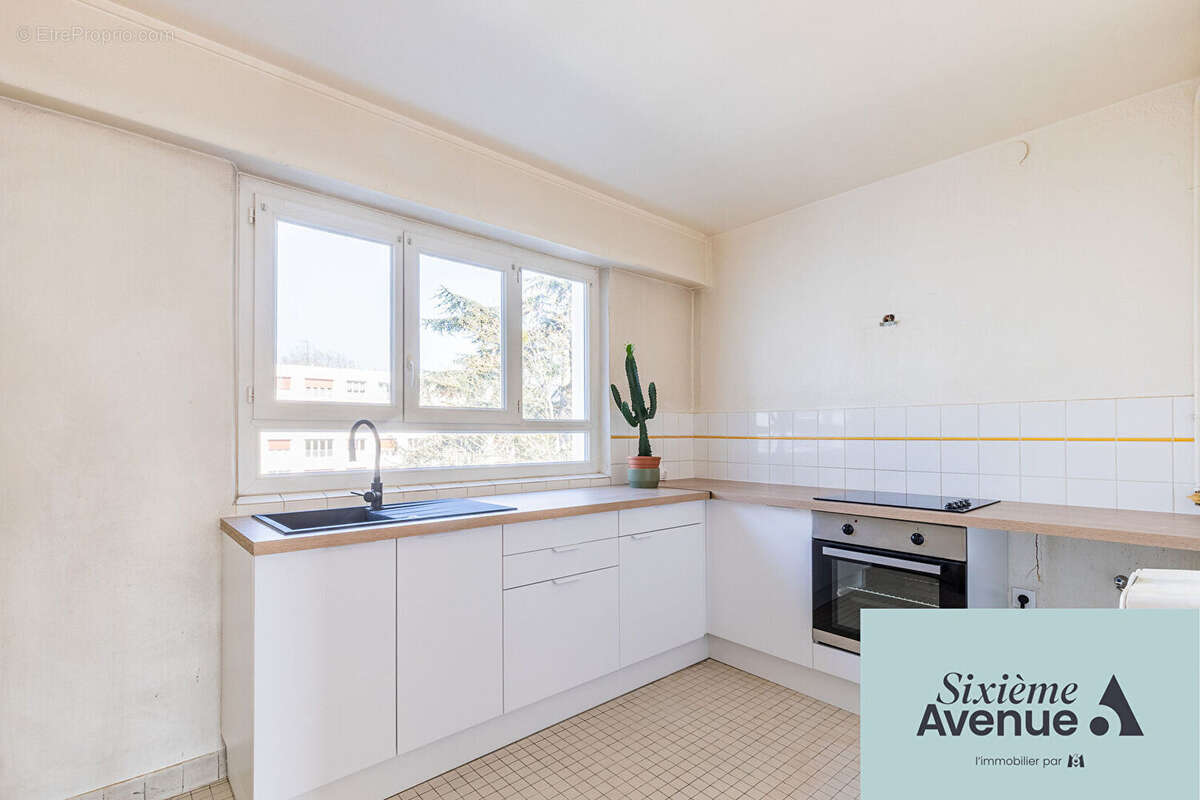 Appartement à CHILLY-MAZARIN