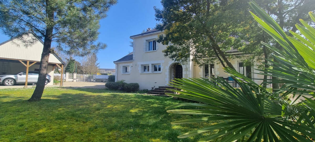 Maison à MONTLOUIS-SUR-LOIRE