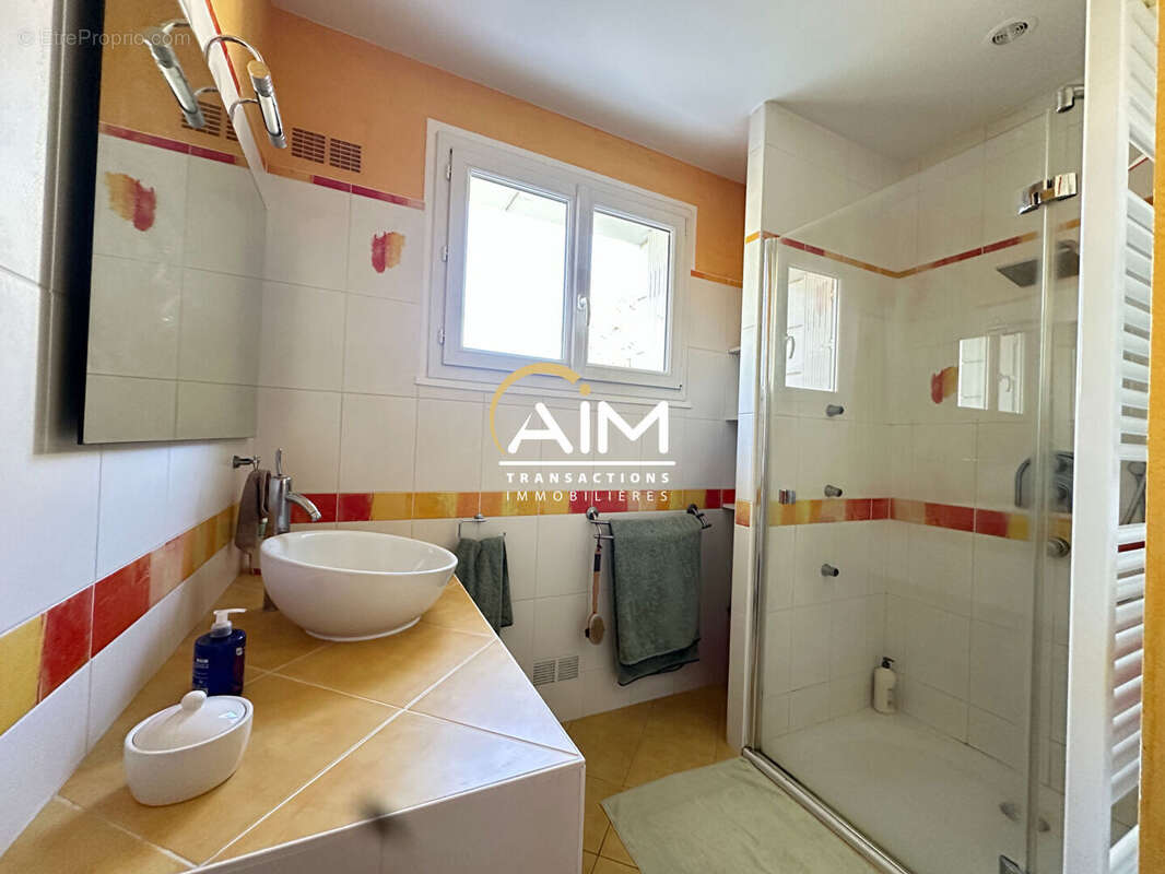 Maison à MONTLOUIS-SUR-LOIRE