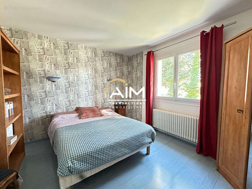 Maison à MONTLOUIS-SUR-LOIRE