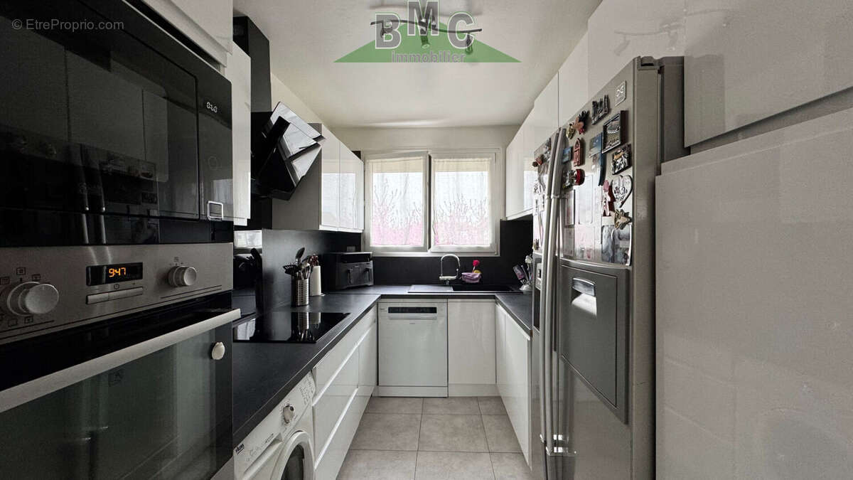 Appartement à LE PLESSIS-BOUCHARD