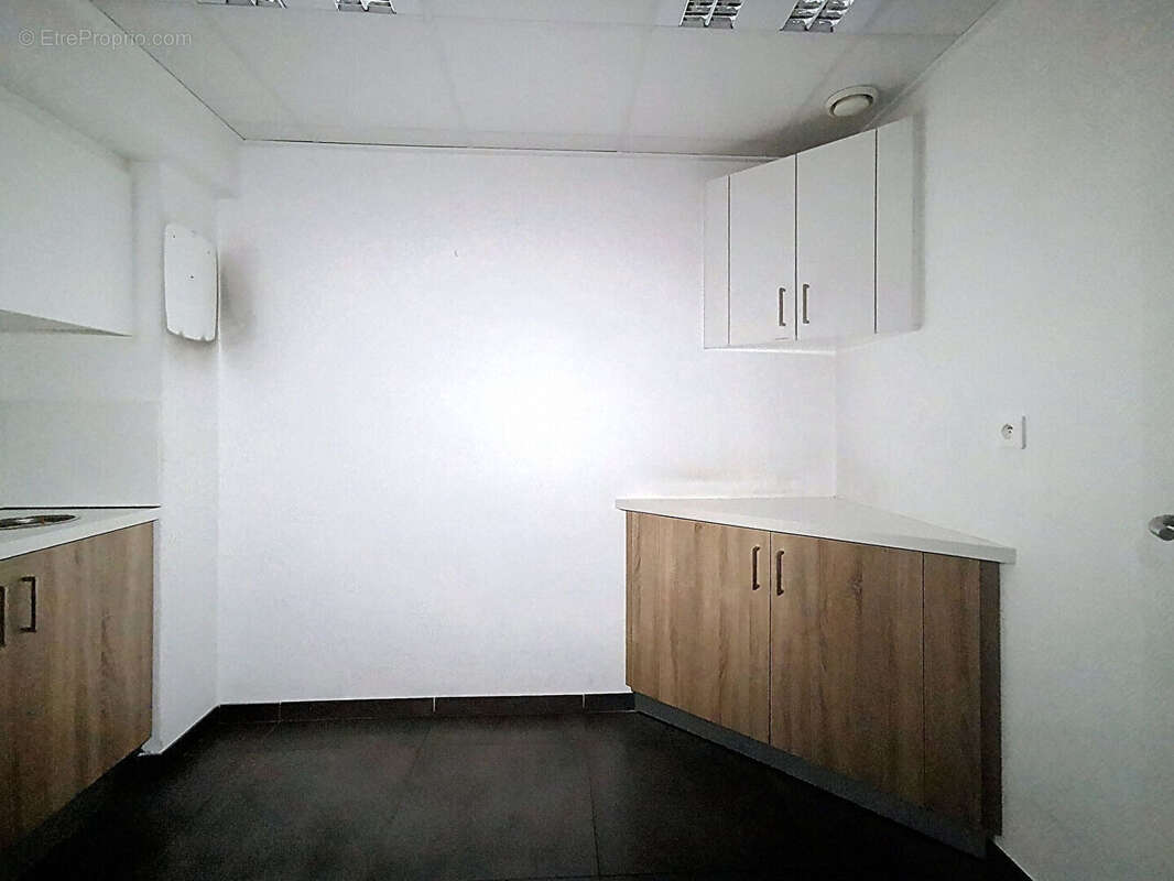 Commerce à THONON-LES-BAINS