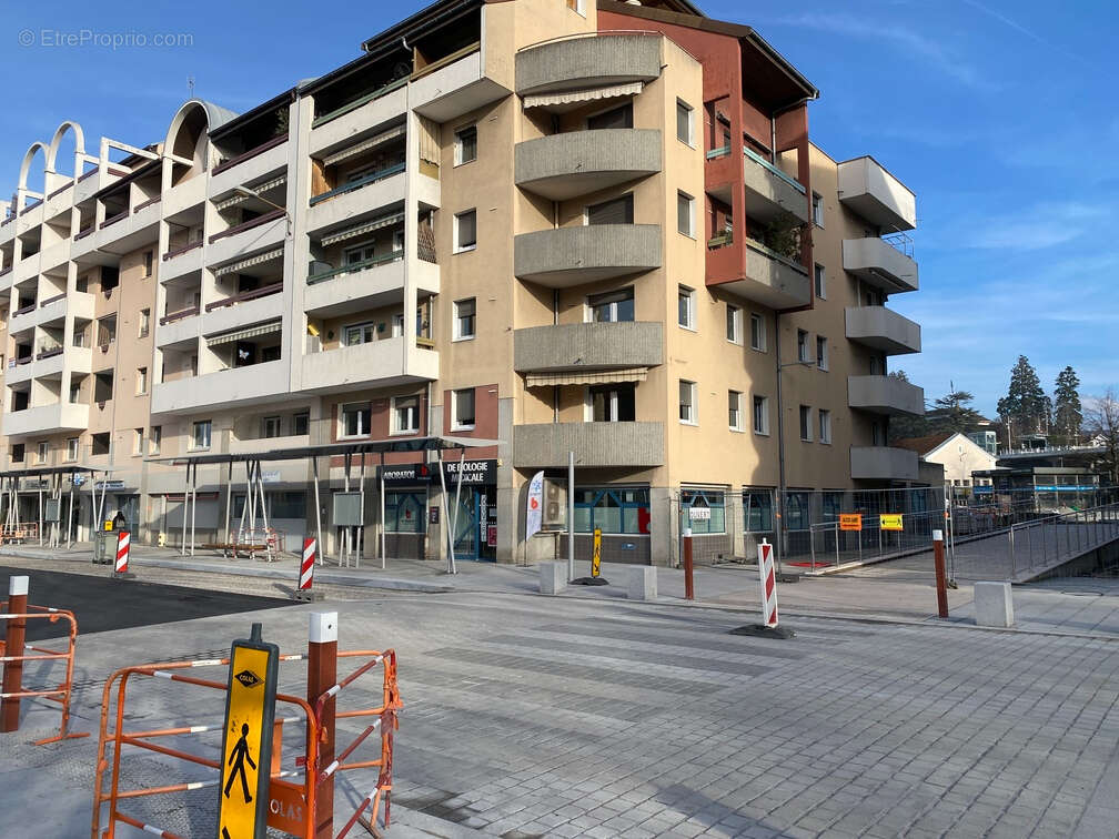 Commerce à THONON-LES-BAINS