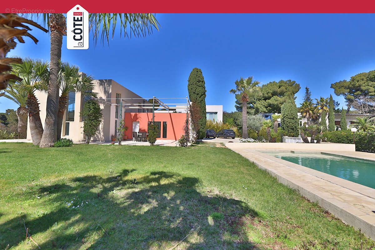 Maison à CARRY-LE-ROUET