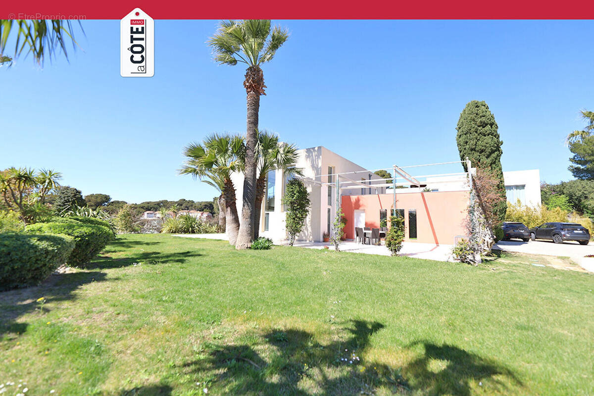 Maison à CARRY-LE-ROUET