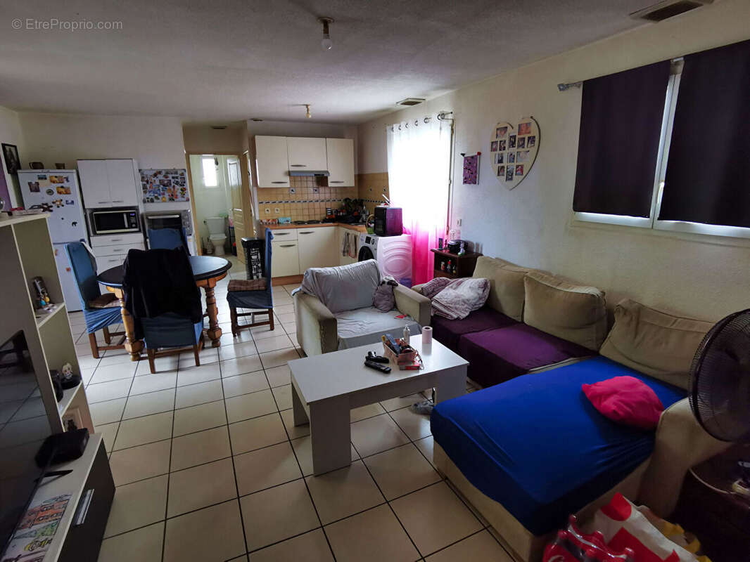 Appartement à SAINT-LAURENT-DE-LA-SALANQUE