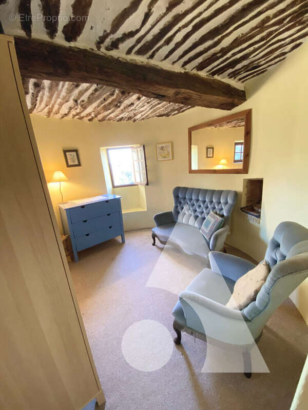 Maison à FOX-AMPHOUX