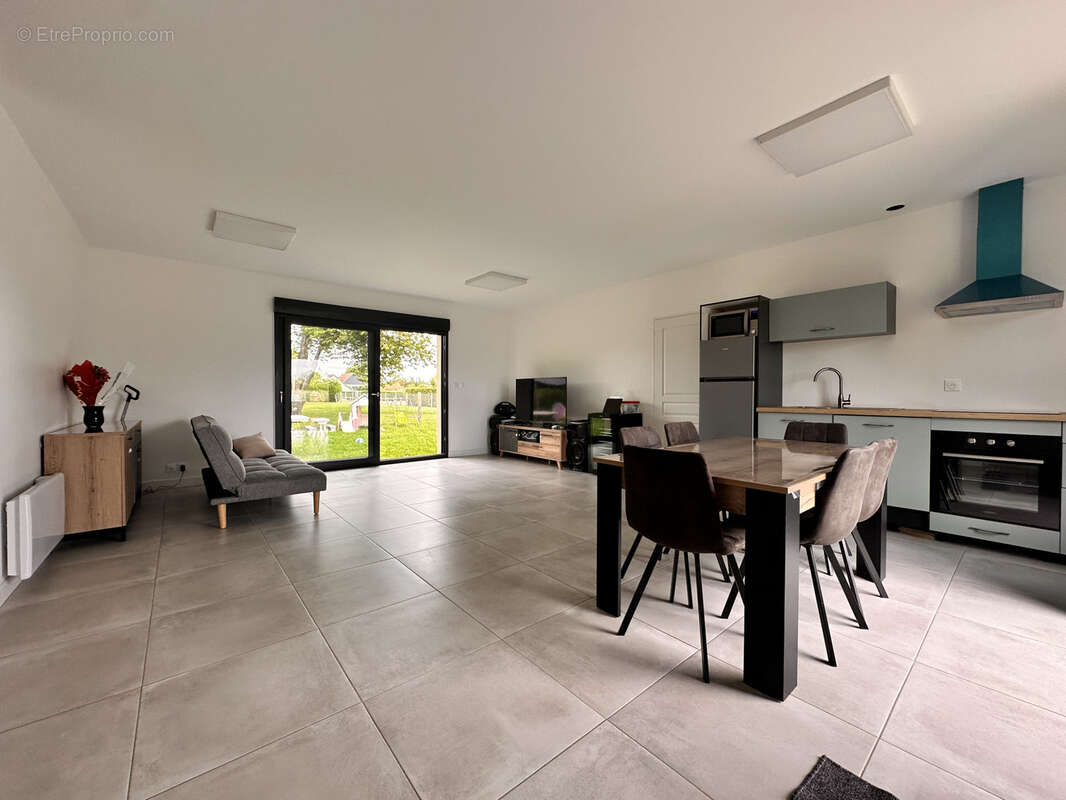 Maison à LA FORET-DU-PARC