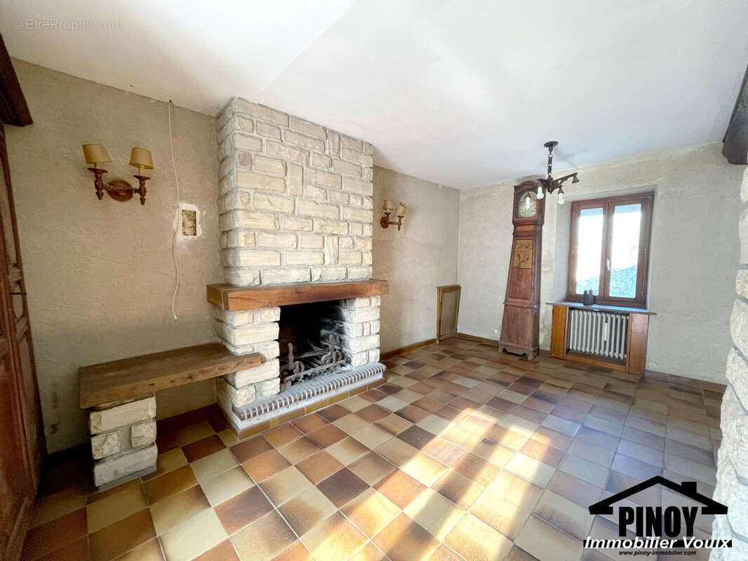 Maison à THOURY-FEROTTES