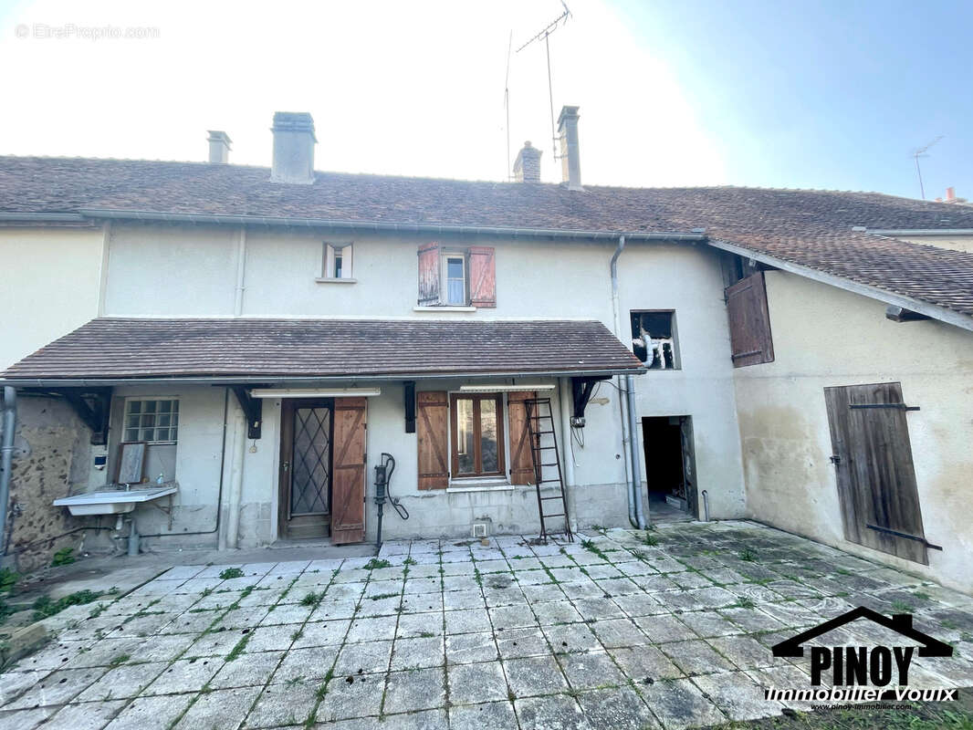 Maison à THOURY-FEROTTES