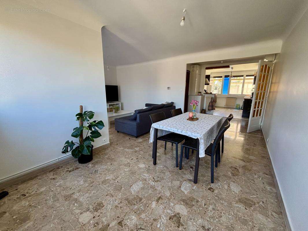 Appartement à MARIGNANE