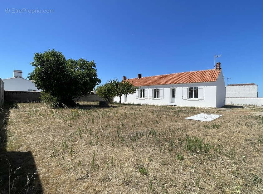 Maison à L&#039;EPINE