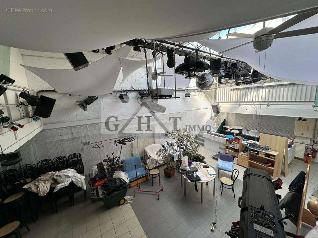 Commerce à BONDOUFLE