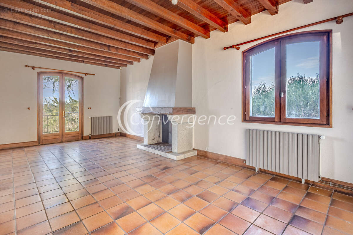 Maison à SAINT-VICTURNIEN