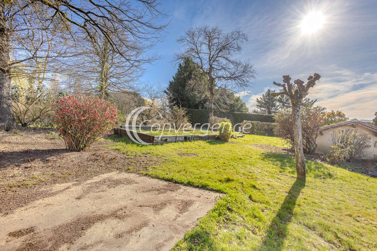 Maison à SAINT-VICTURNIEN