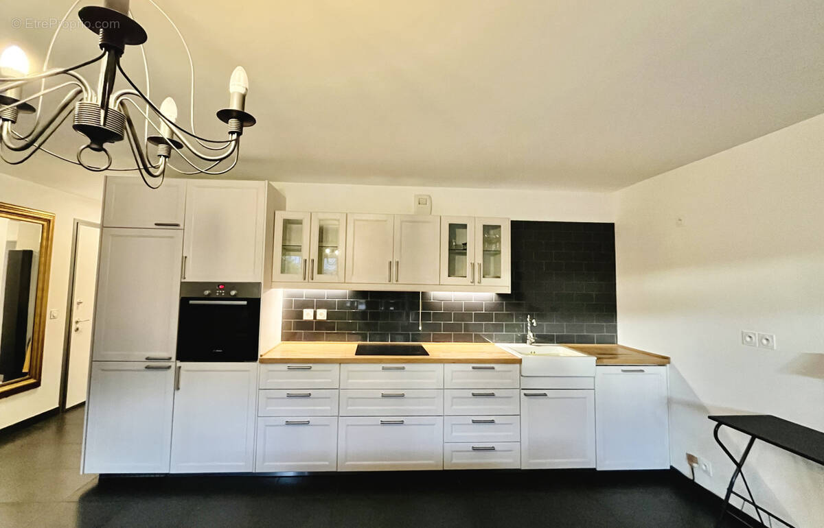 Appartement à CHENS-SUR-LEMAN