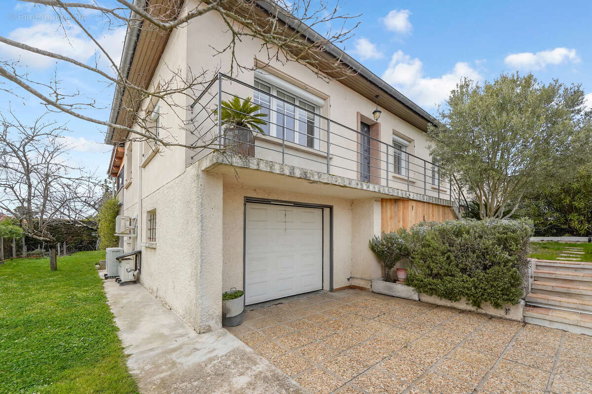 Maison à SAINT-JEAN