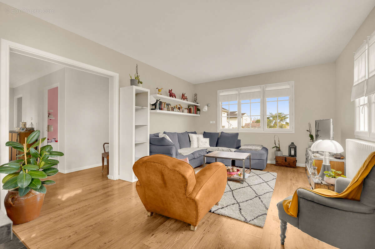 Maison à SAINT-JEAN