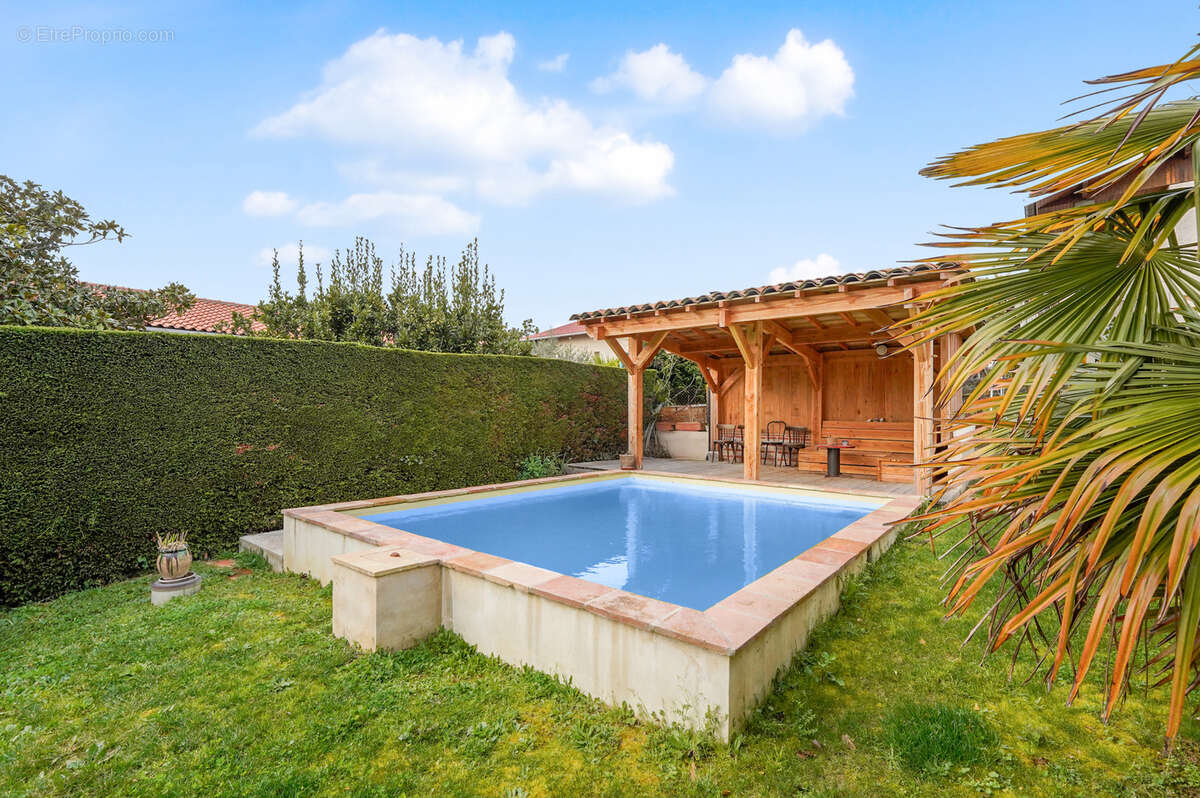 Maison à SAINT-JEAN