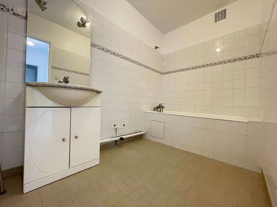 Appartement à SORGUES