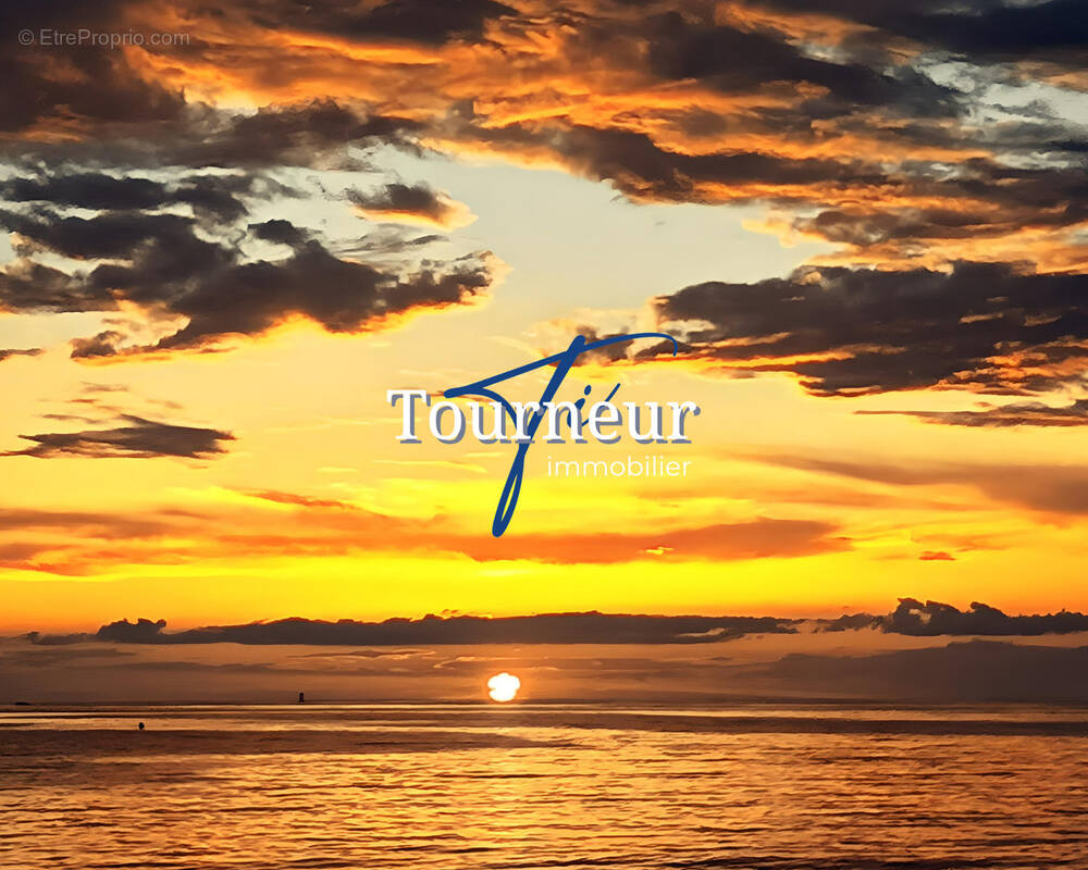 Appartement à SIX-FOURS-LES-PLAGES