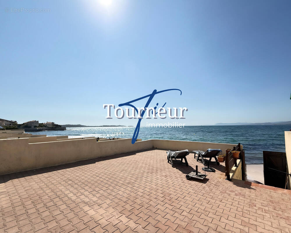 Appartement à SIX-FOURS-LES-PLAGES