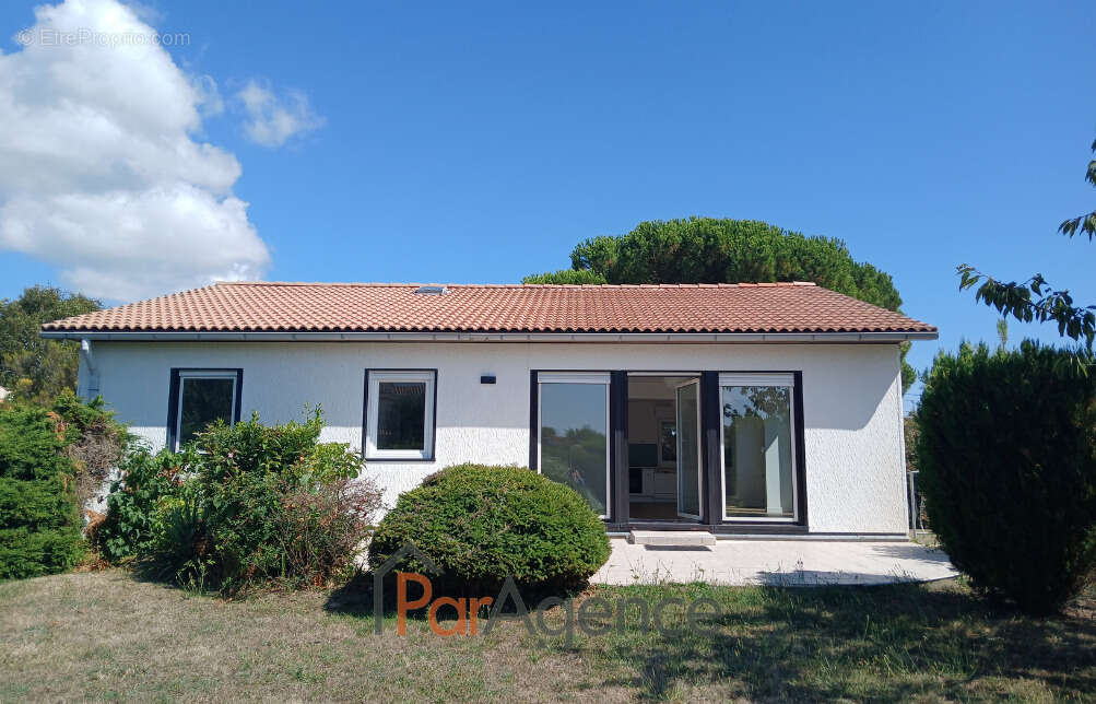 Maison à SAINT-PALAIS-SUR-MER