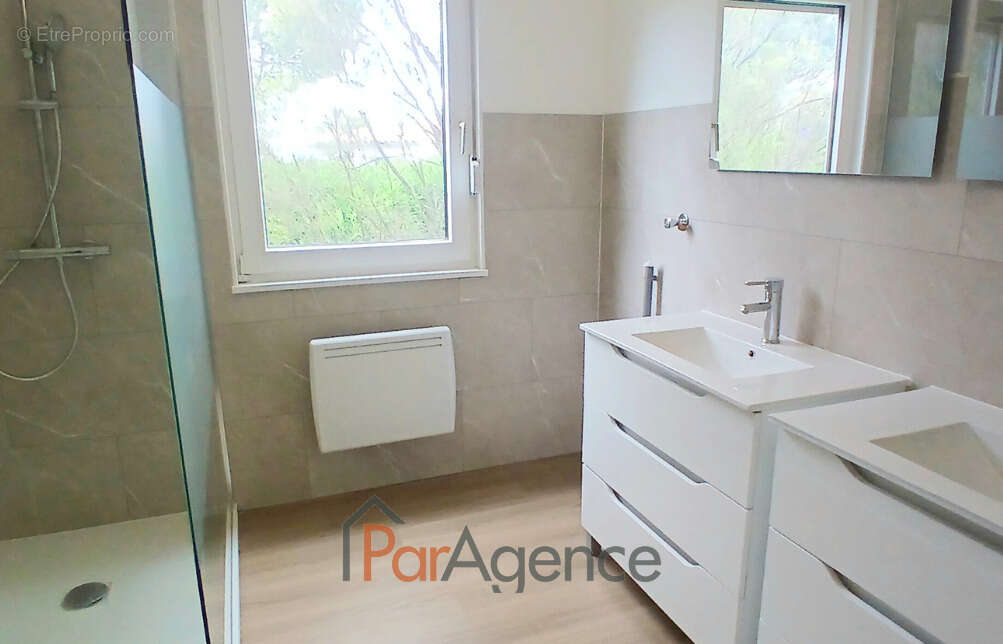 Maison à SAINT-PALAIS-SUR-MER