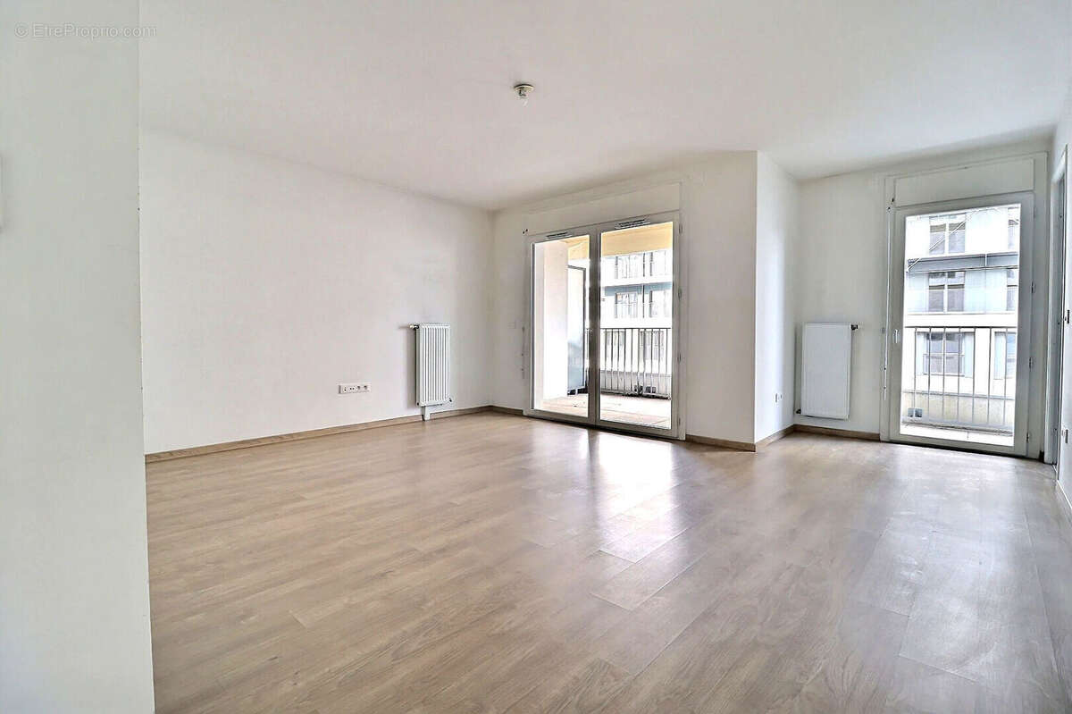 Appartement à SAINT-DENIS