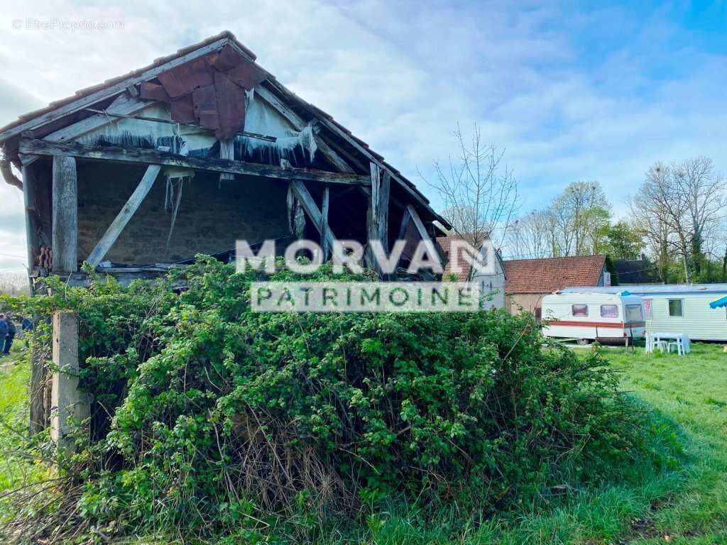 Maison à TAMNAY-EN-BAZOIS