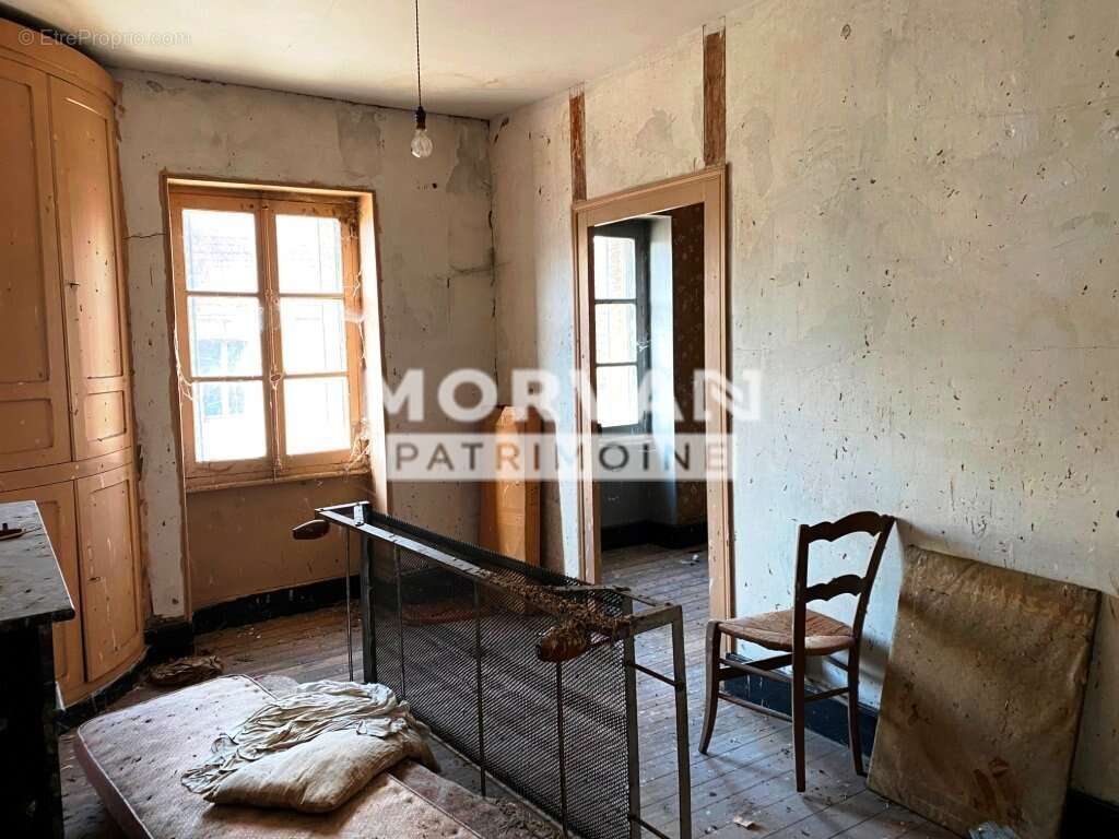 Maison à TAMNAY-EN-BAZOIS