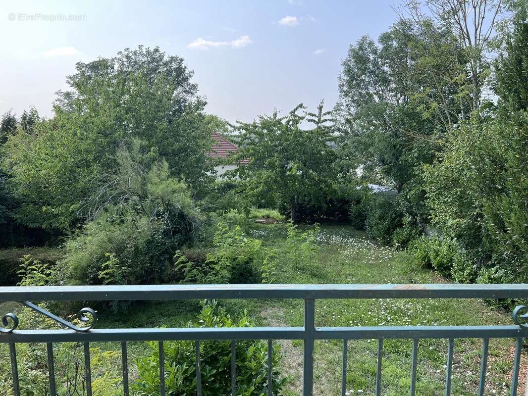 Maison à VULAINES-SUR-SEINE