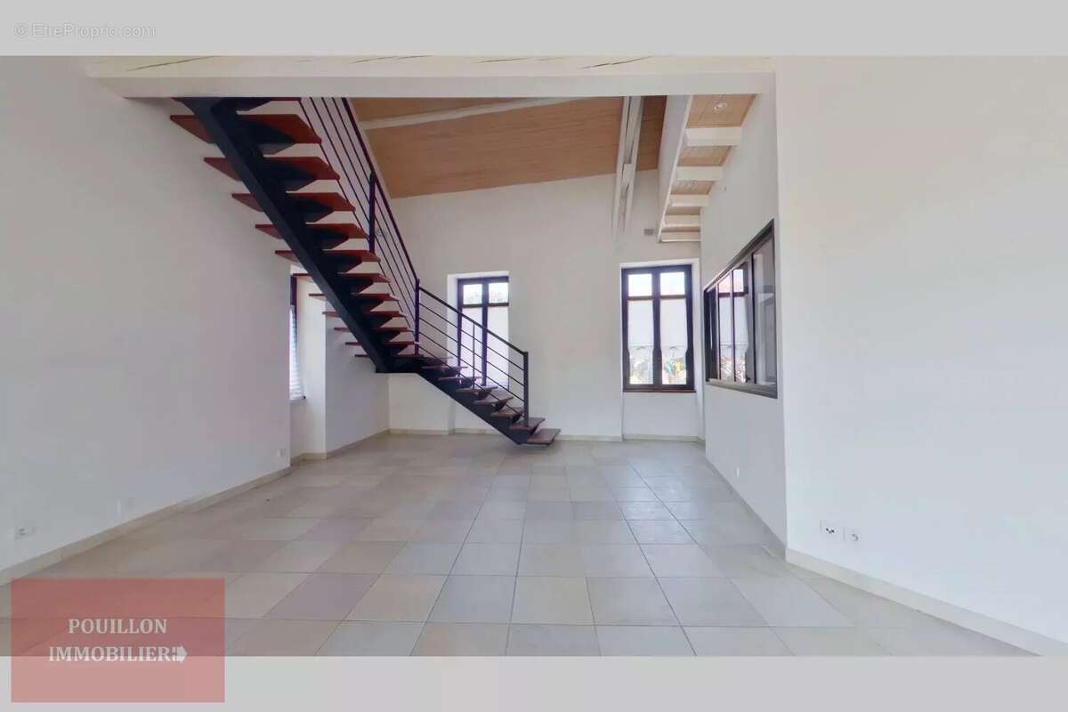 Maison à POUILLON