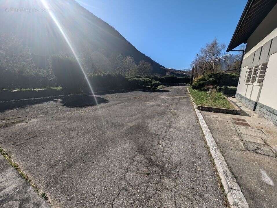 Maison à LA CHAPELLE