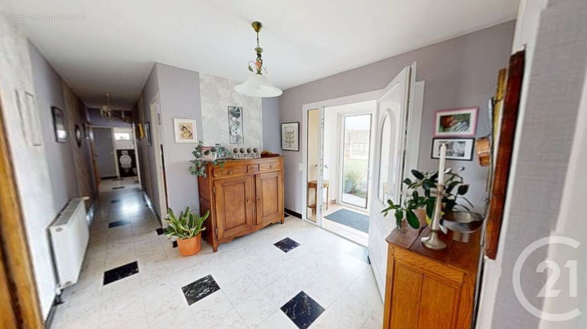 Maison à SERAUCOURT-LE-GRAND