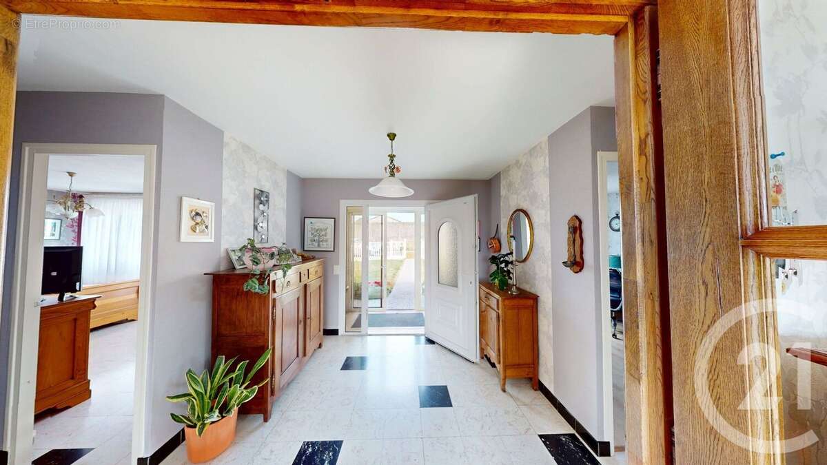 Maison à SERAUCOURT-LE-GRAND