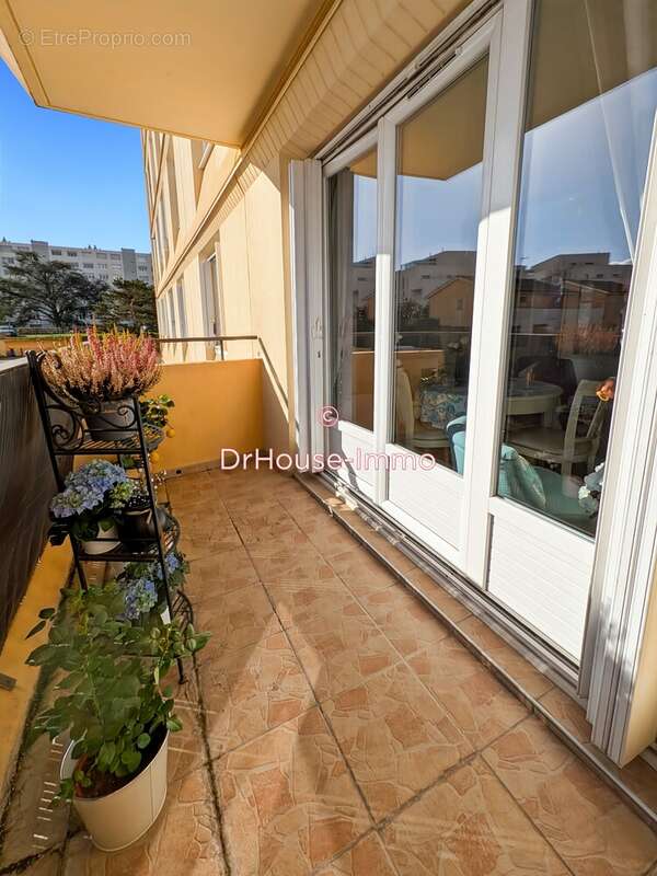 Appartement à LYON-5E