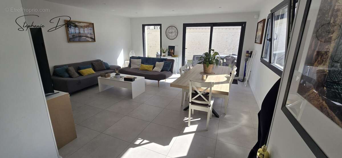 Maison à LA CHAPELLE-SAINT-MESMIN