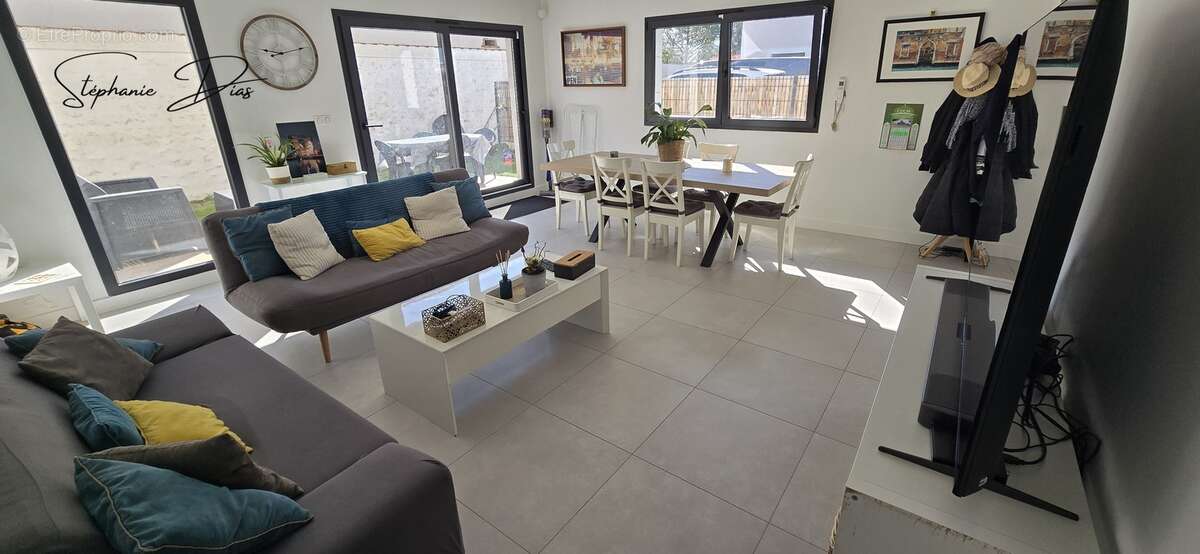 Maison à LA CHAPELLE-SAINT-MESMIN