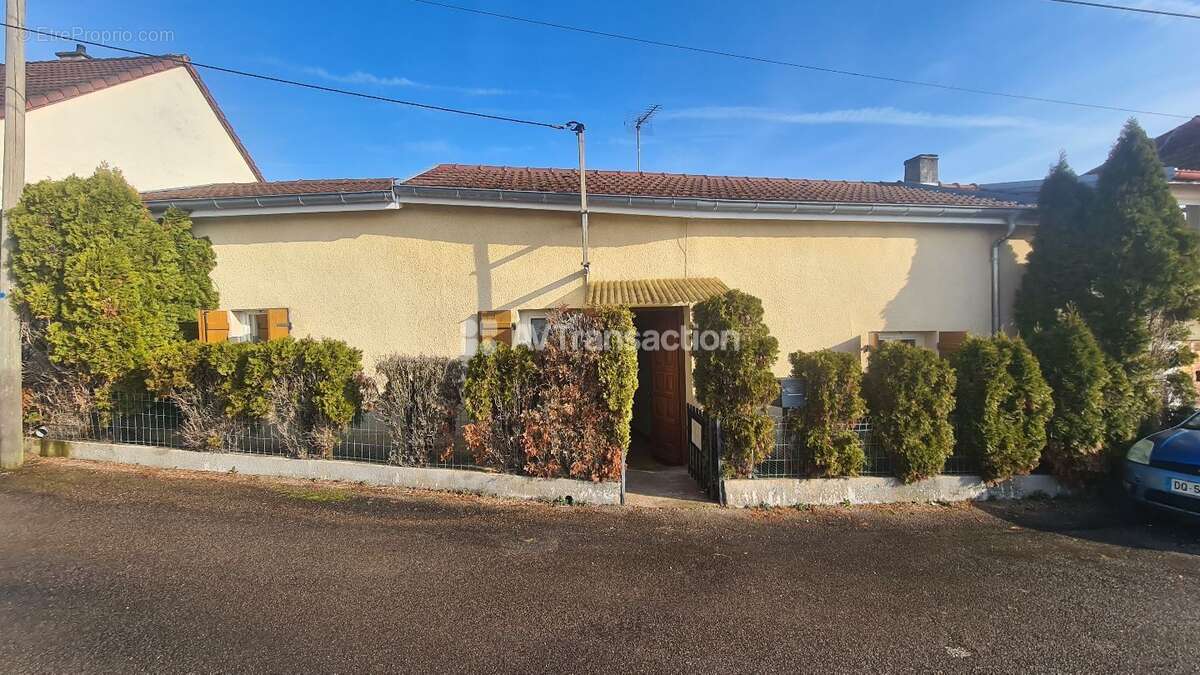 Maison à SCEY-SUR-SAONE-ET-SAINT-ALBIN