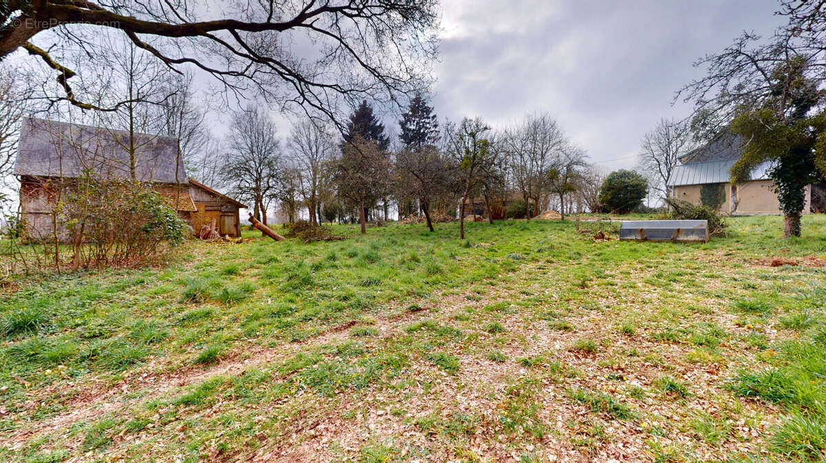 Maison à ISIGNY-LE-BUAT