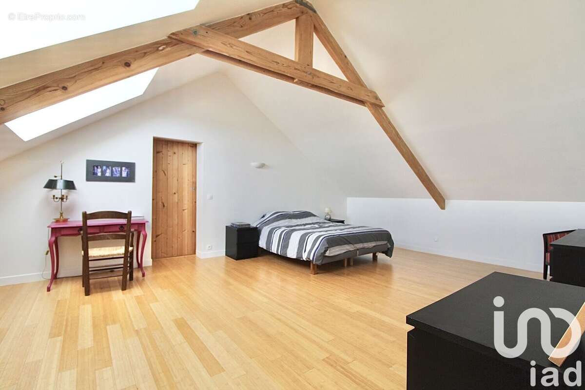 Photo 7 - Maison à VILLENEUVE-SUR-YONNE