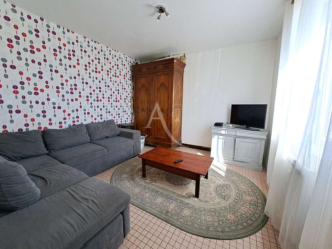 Maison à LES HERBIERS