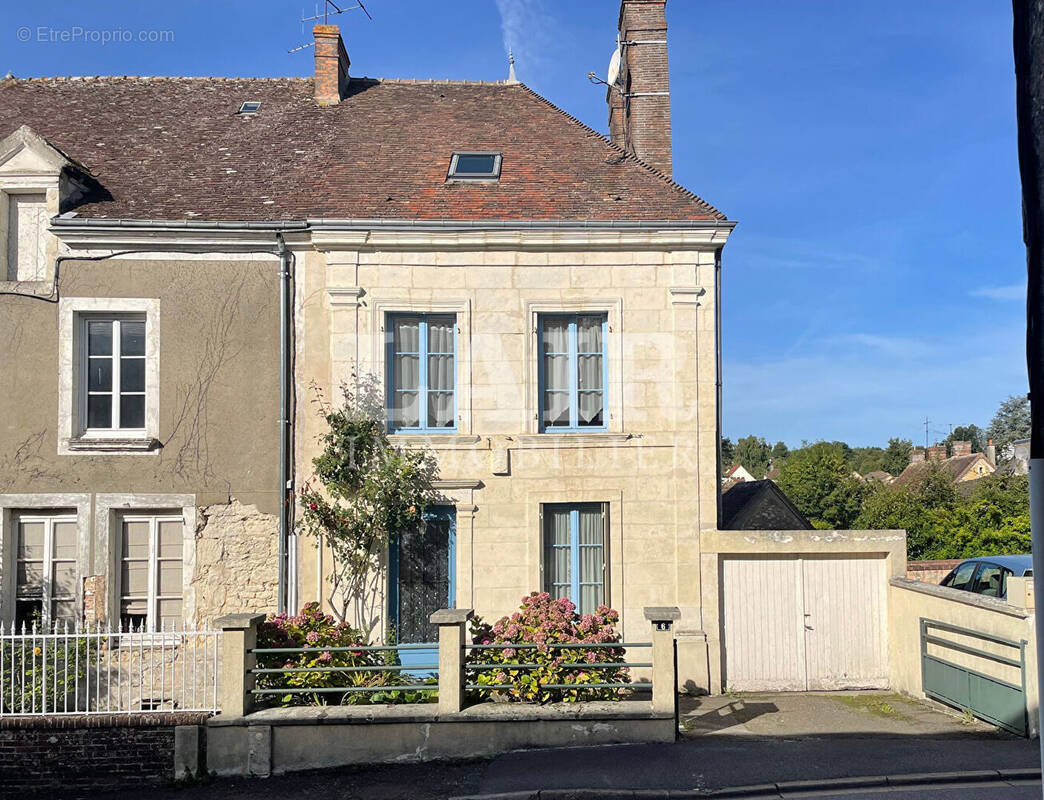 Maison à NOCE