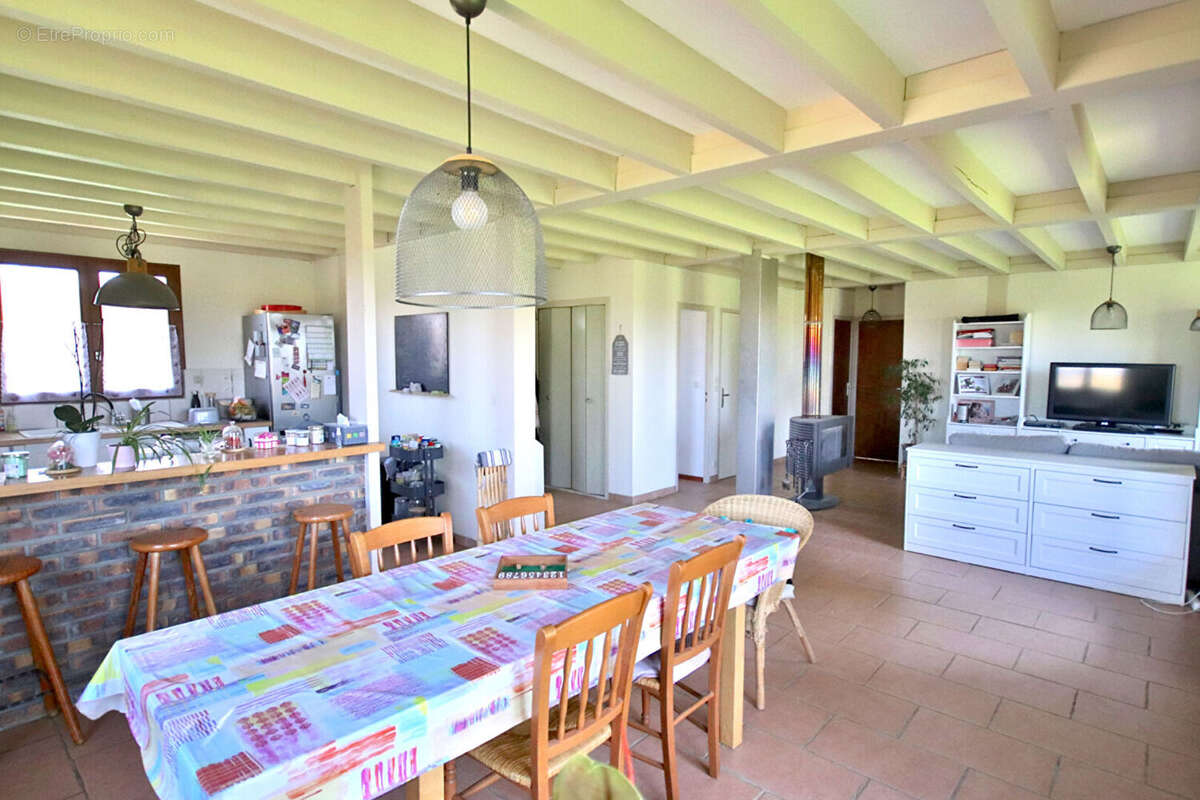 Maison à SAINT-LEOPARDIN-D&#039;AUGY