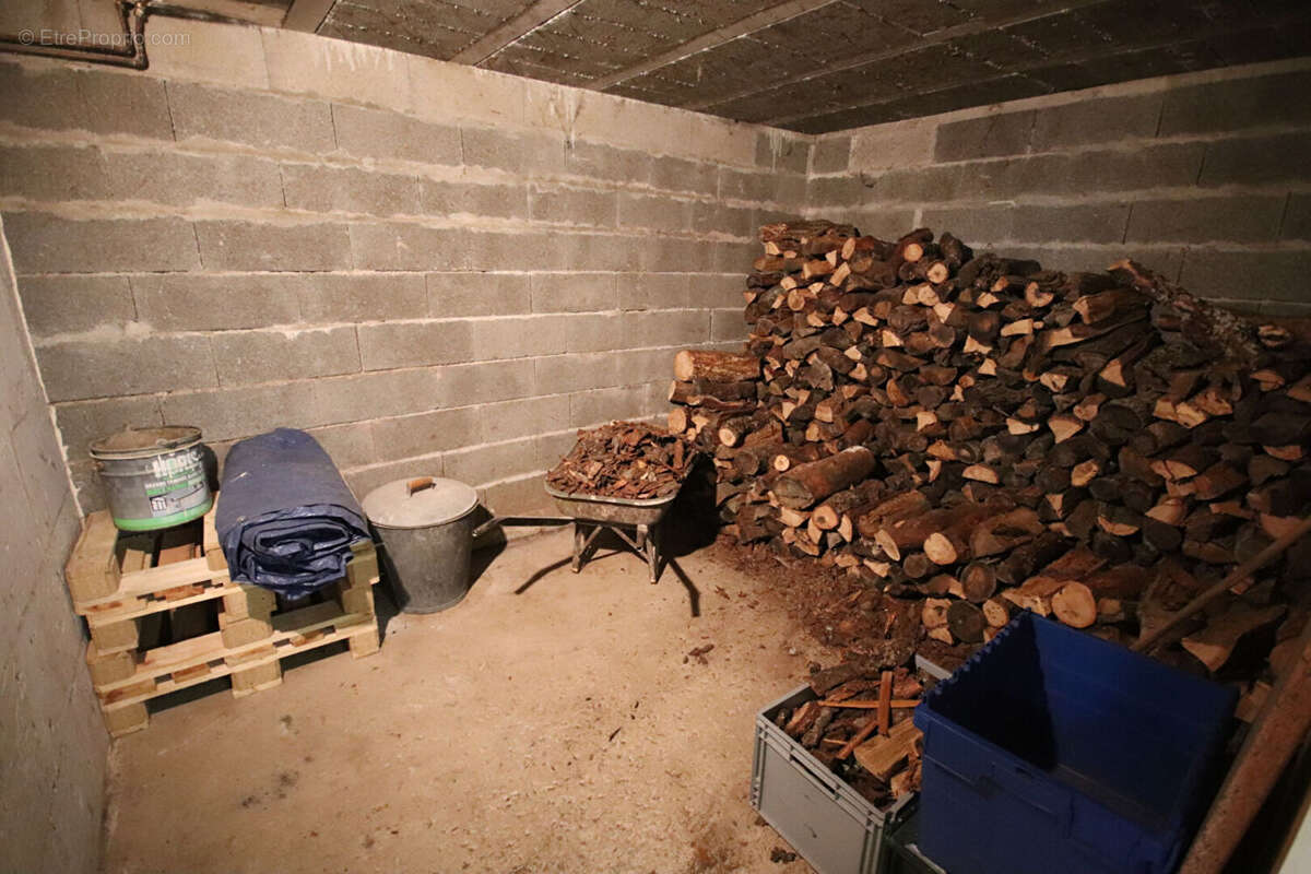 Maison à SAINT-LEOPARDIN-D&#039;AUGY