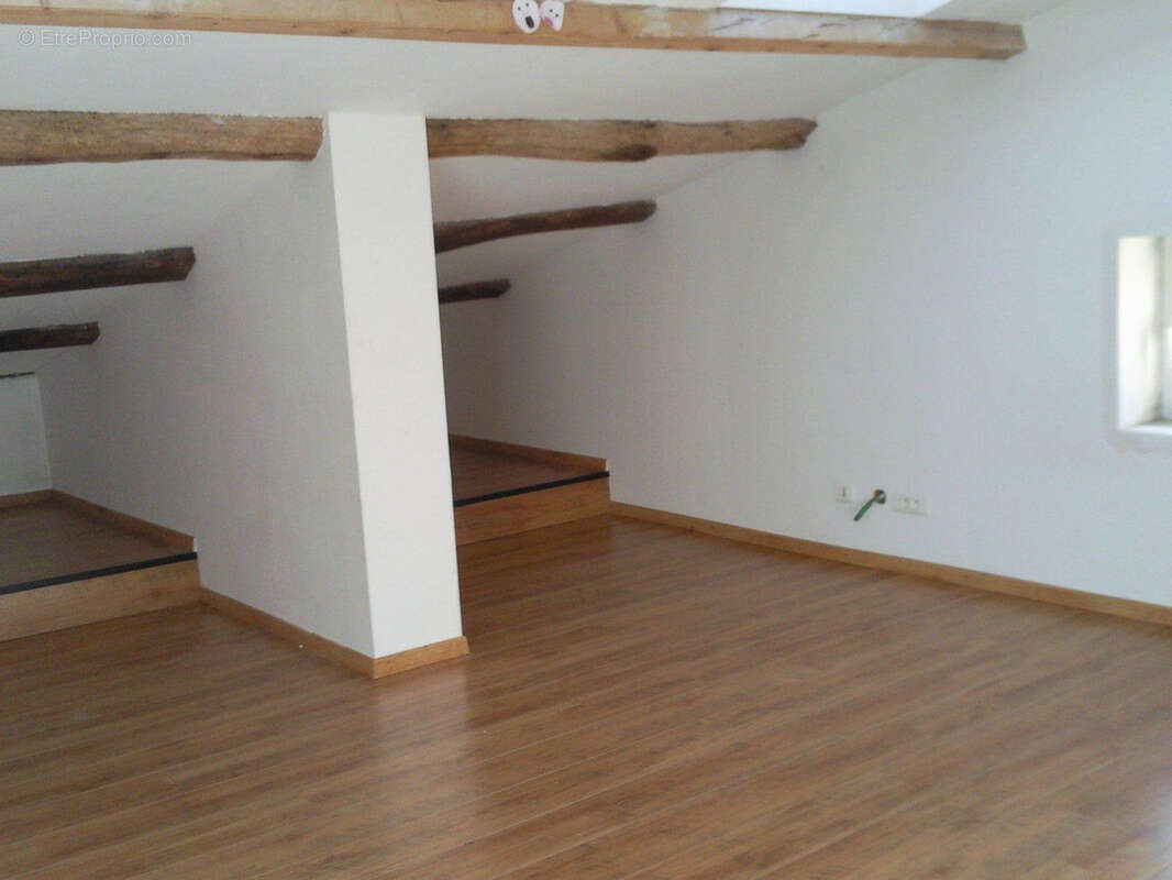 Appartement à GANGES