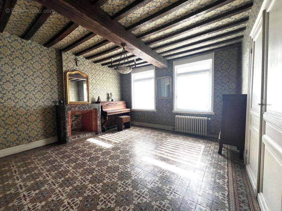 Maison à SAINT-AMAND-LES-EAUX